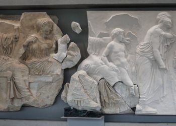 Απόδοση του παρθενώνειου "θραύσματος Fagan" από το Μουσείο Antonino Salinas του Παλέρμο στο Μουσείο Ακρόπολης, Δευτέρα 10 Ιανουαρίου 2022.
(ΓΙΩΡΓΟΣ ΚΟΝΤΑΡΙΝΗΣ/EUROKINISSI)